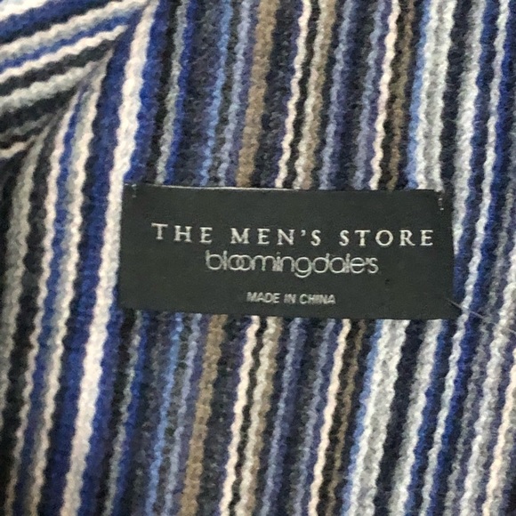 Bloomingdale\'s Men\'s Striped Scarf - Blue and Brown color blue tonal.